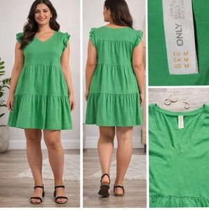 ONLY Green V-Neck Tiered Short Sleeve Dress